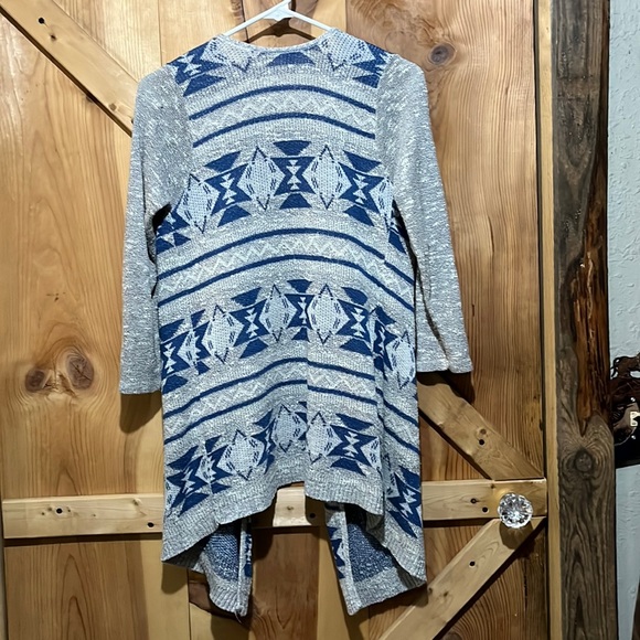 Closet Space size medium but does run small gray & blue Aztec waterfall sweater - Picture 2 of 4